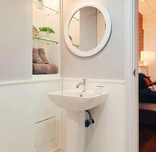 Apartment Double Studio, Private Bath & Balcony, Shared Kitchen With Local Family By Pillows & Purrs Bangkok